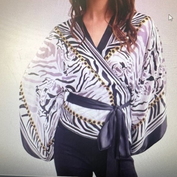 Anne Fontaine "Sculpture" Top - Picture 2 of 5